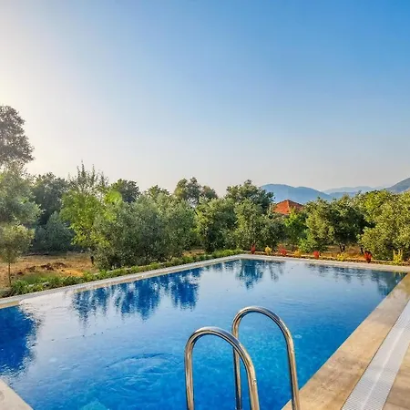 Apartmán Charming House With Private Pool And View Surrounded By Nature In