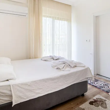 Apartmán Charming House With Private Pool And View Surrounded By Nature In