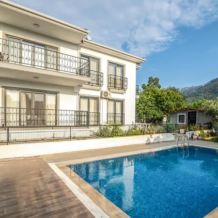 Apartmán Charming House With Private Pool And View Surrounded By Nature In